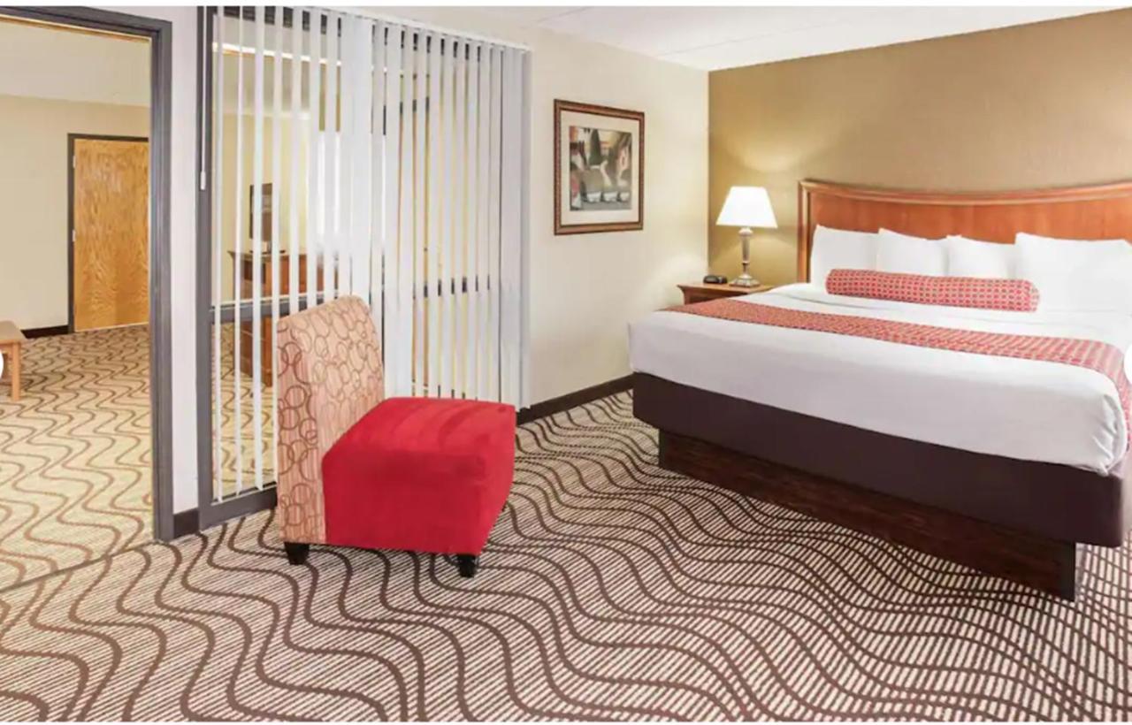 La Quinta By Wyndham Minneapolis-Minnetonka Εξωτερικό φωτογραφία